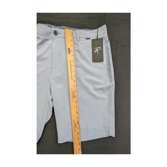 7 Diamonds Performance Shorts Mens 38 Navy Blue Dynamic Stretch Golf Casual - Picture 3 of 6